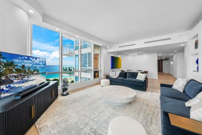 Comprar apartamento no Continuum I South 1409/10