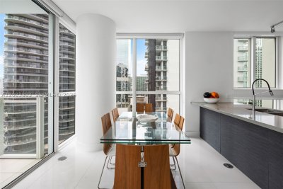 Aluguel de apartamento no The Bond 2509