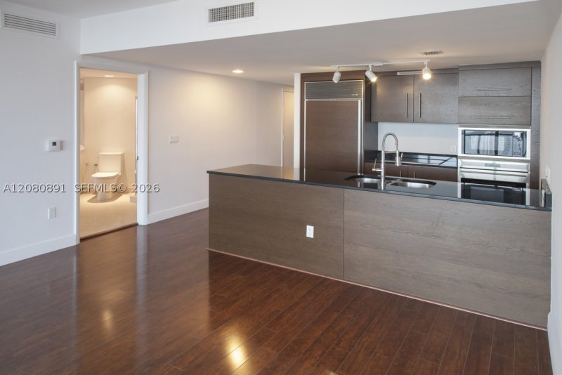 Apartment for rent at Icon Brickell Tower I 3507