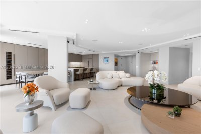 Comprar apartamento no Atlantic Three at The Point 902