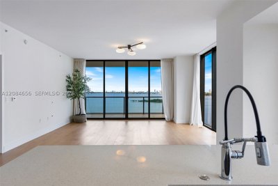 Aluguel de apartamento no Elysee Miami 1501