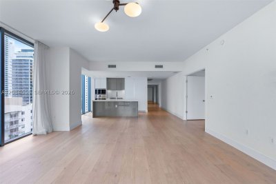Aluguel de apartamento no Elysee Miami 1501