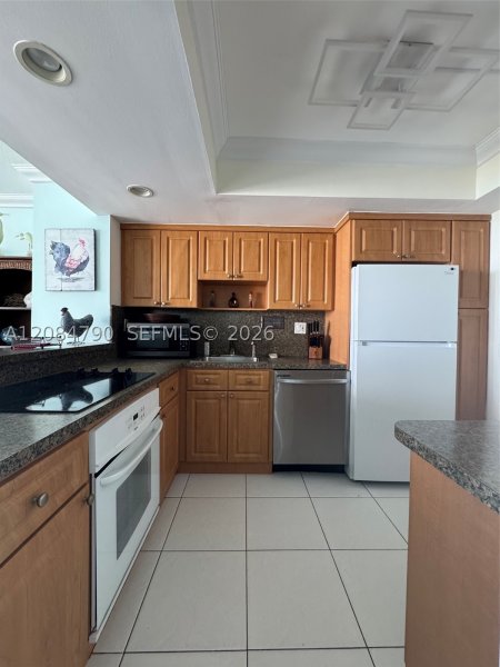 Apartment for rent at Parker Dorado 1003