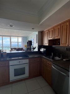 Aluguel de apartamento no Parker Dorado 1003