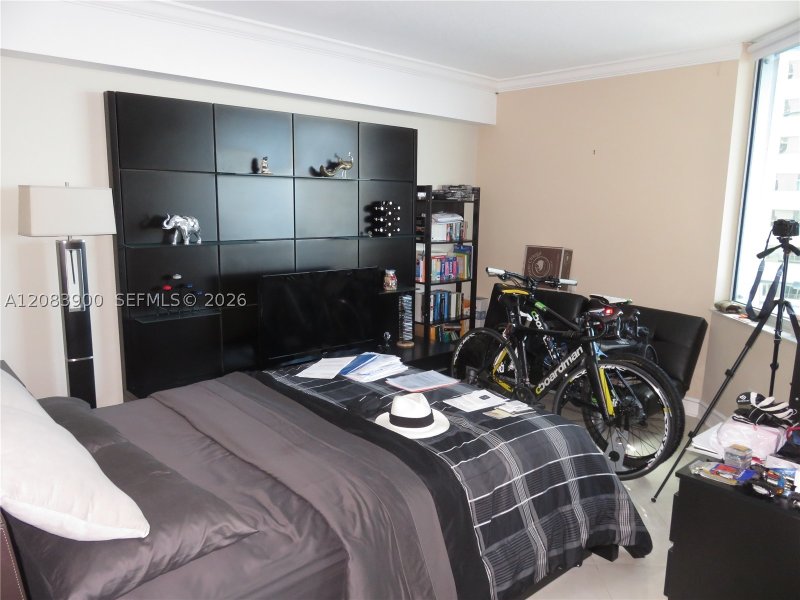 Property photo # 9