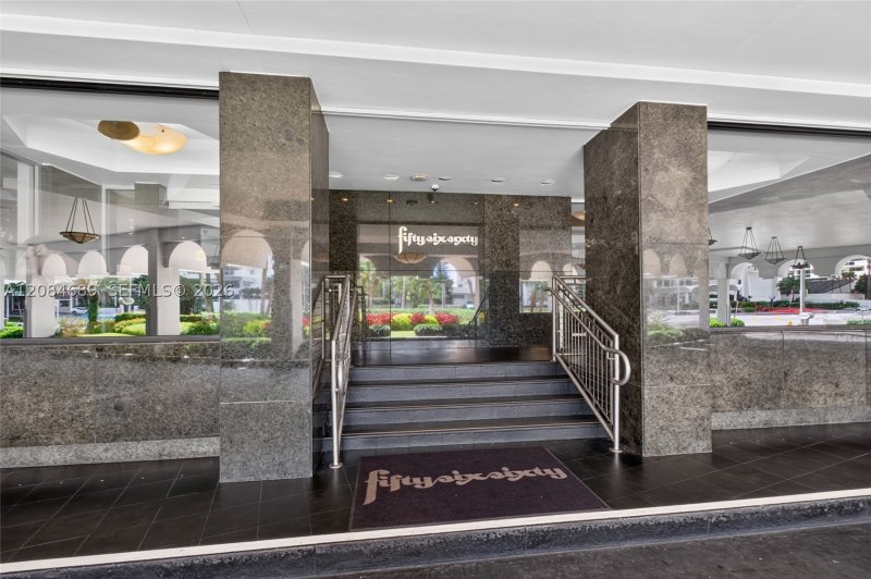 Condo for sale at Fifty Six Sixty 6D