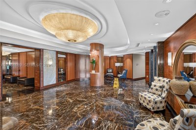 Comprar apartamento no Fifty Six Sixty 6D