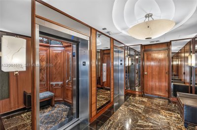 Comprar apartamento no Fifty Six Sixty 6D