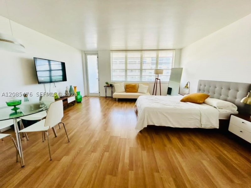 Apartment for rent at Oceania 1 829