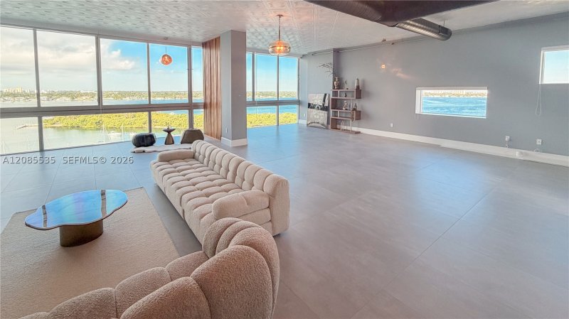 Apartment for rent at Space 01 Lofts 1105