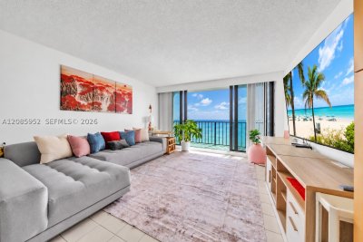 Comprar apartamento no Britannia at Quadomain 1702