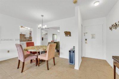 Comprar apartamento no Marbella Tower 409