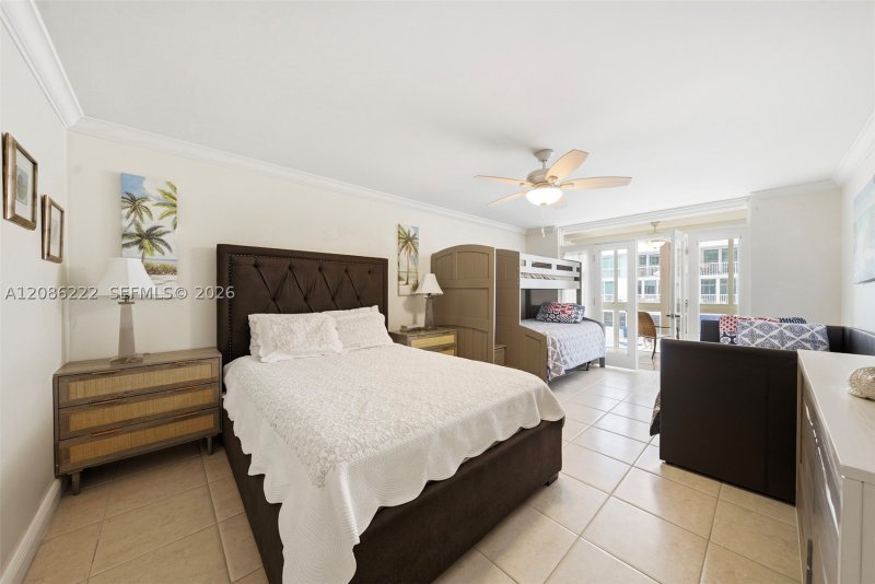 Property photo # 4