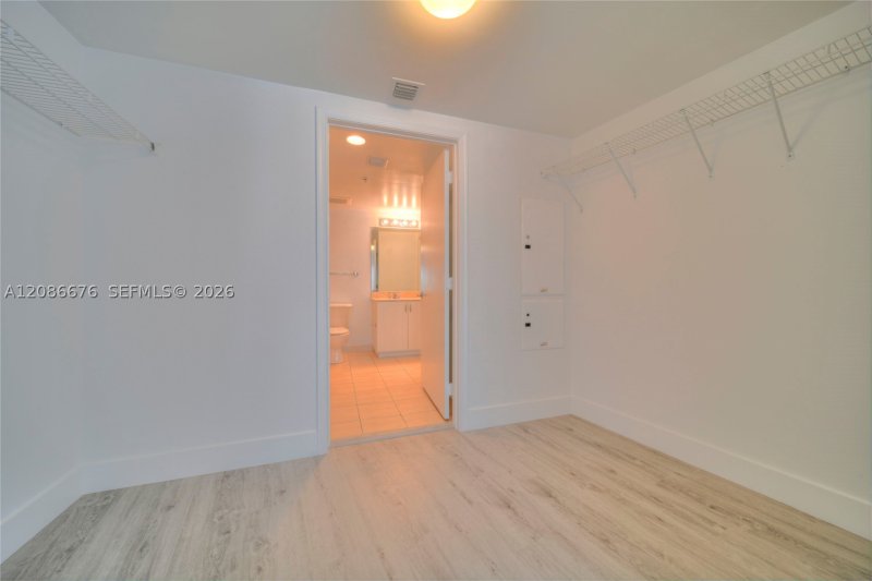 Apartment for rent at Opera Tower 3205