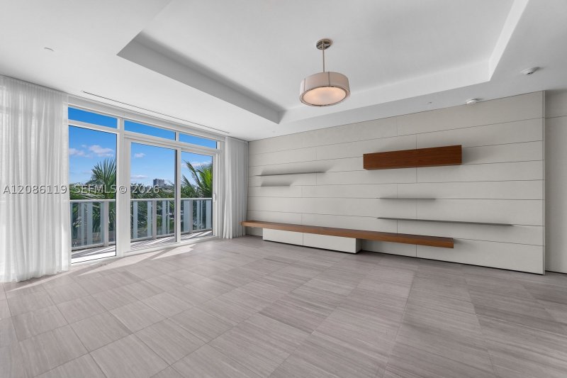 Aluguel de apartamento no Ritz-Carlton Residences Miami Beach 325