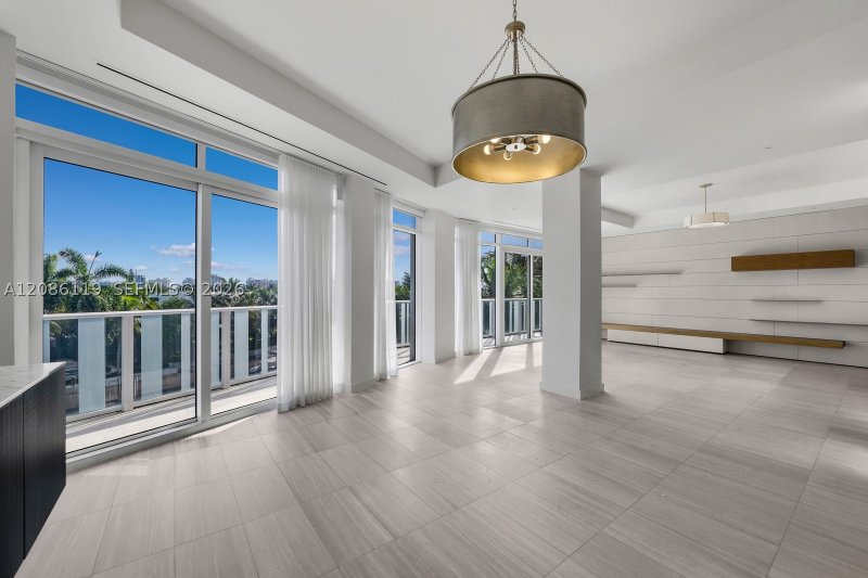 Aluguel de apartamento no Ritz-Carlton Residences Miami Beach 325