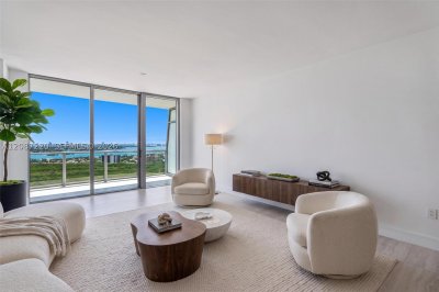 Comprar apartamento en One Park Tower by Turnberry 2704