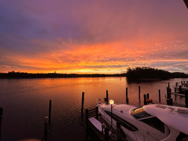 Condos for rent at Yacht Harbour Villas