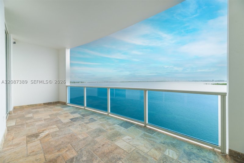 Condo for sale at New Wave 8E