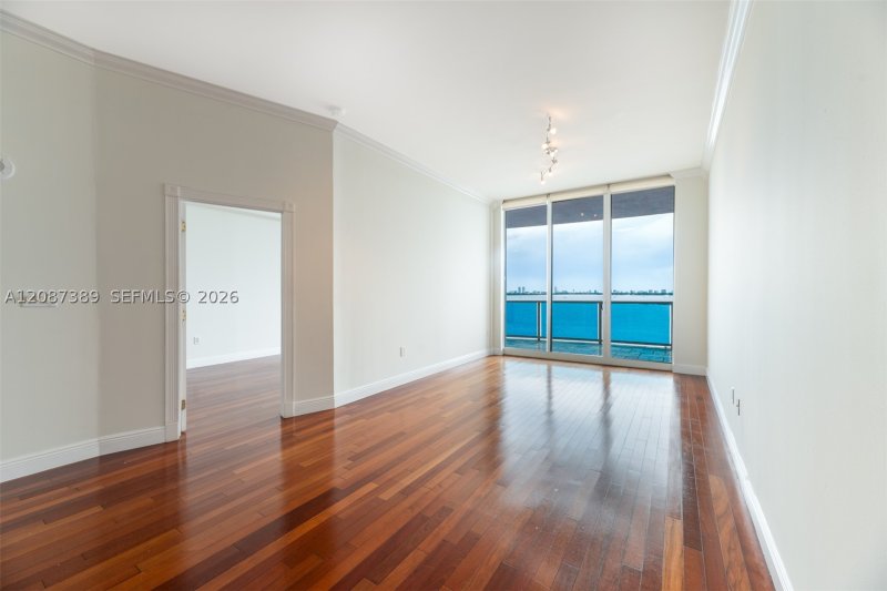 Condo for sale at New Wave 8E
