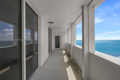 Comprar apartamento en Harbour House 1511