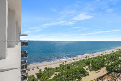 Harbour House Apt #1511