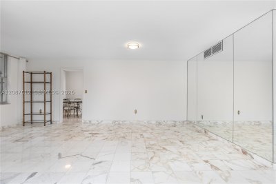 Comprar apartamento en Aquarius Towers 208S