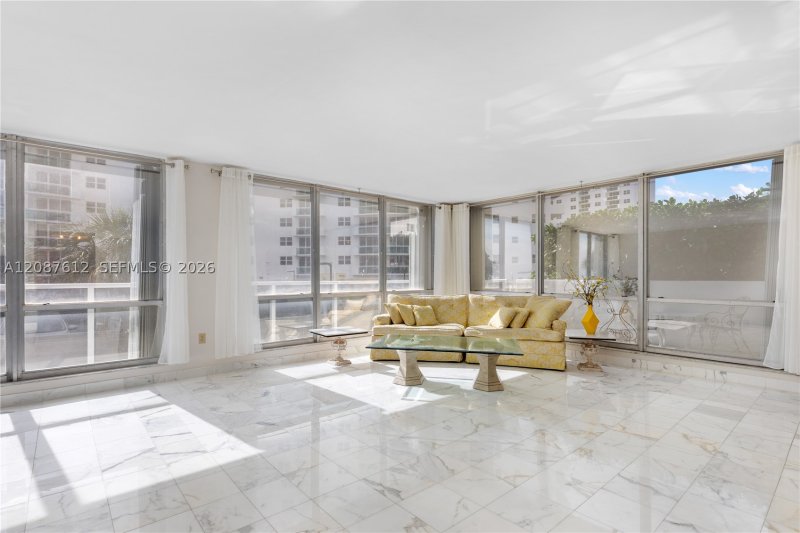 Condo for sale at Aquarius Towers 208S