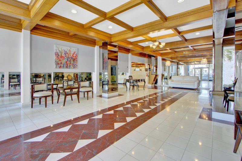 Condo for sale at Trafalgar Towers 602