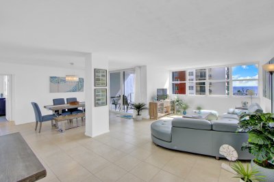 Comprar apartamento en Trafalgar Towers 602