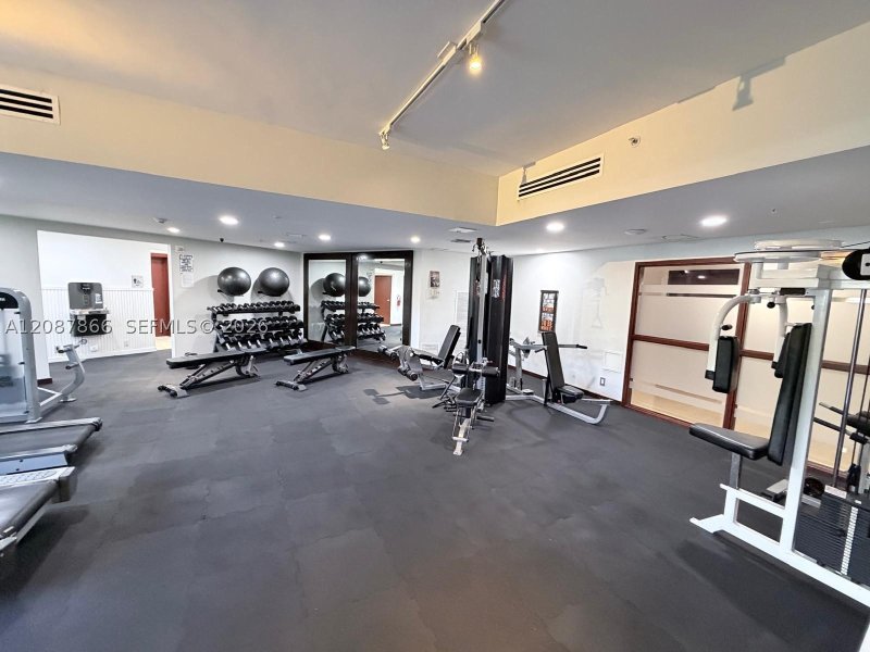 Alquiler de apartamento en Parc Central South 512