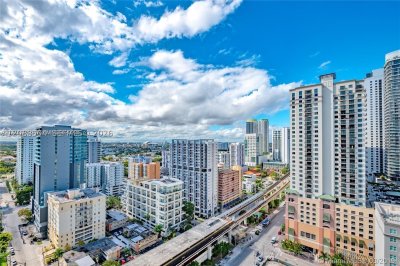 Comprar apartamento no Axis on Brickell South Tower 2310-S