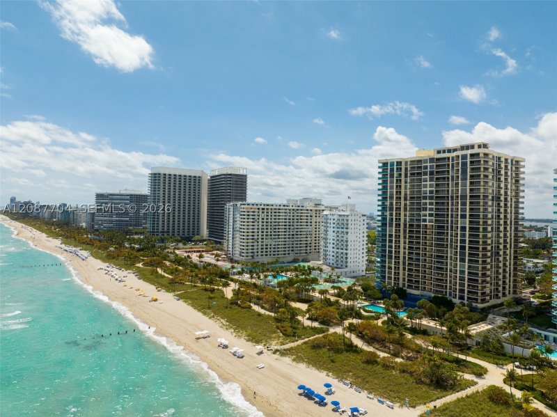 Condo for sale at Bal Harbour Tower Condo 5E