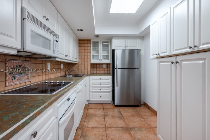 Property photo # 6