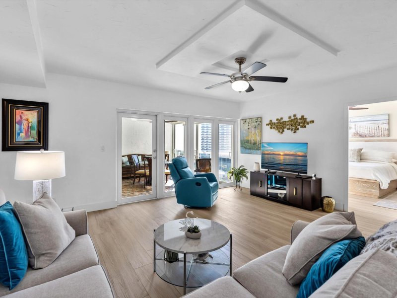 Condo for sale at Coral Ridge Towers East 912