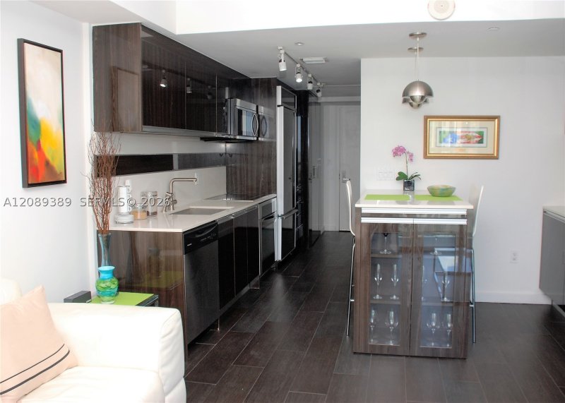Property photo # 8