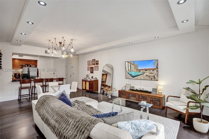 Property photo # 9