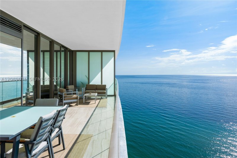 Condo for sale at Residences by Armani / Casa 2203