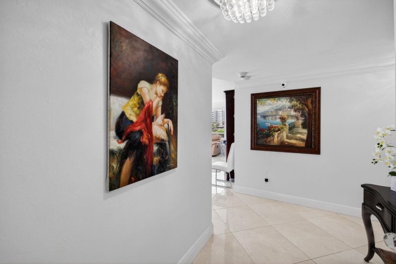 Condo for sale at Coral Ridge Towers East 309