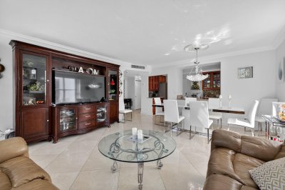 Comprar apartamento en Coral Ridge Towers East 309