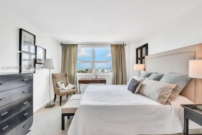 Comprar apartamento no Yacht Club at Portofino 1809