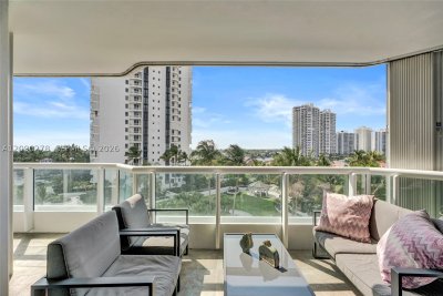 South Tower at The Point Apt #901