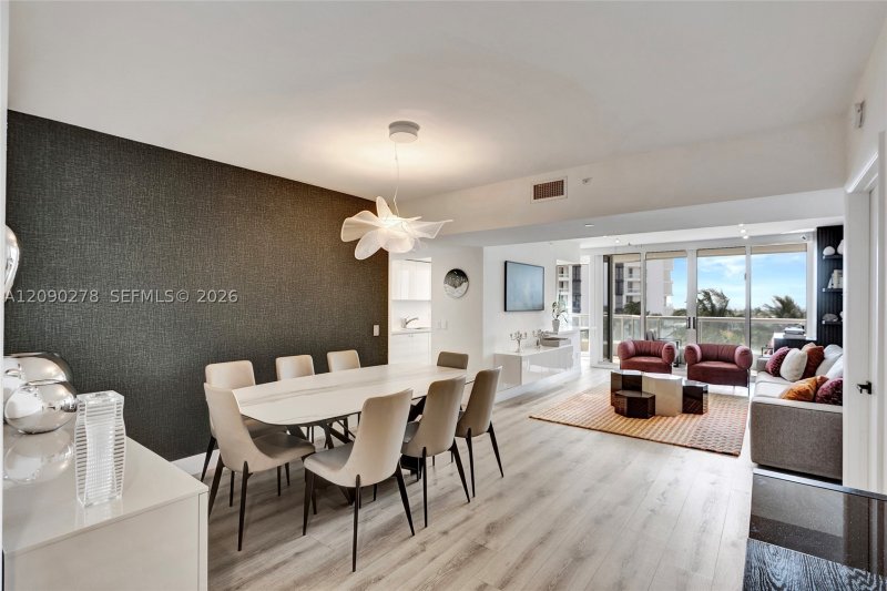 Comprar apartamento en South Tower at The Point 901