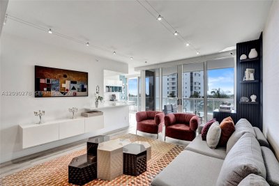 Comprar apartamento en South Tower at The Point 901