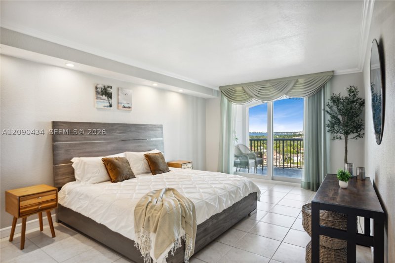 Property photo # 4