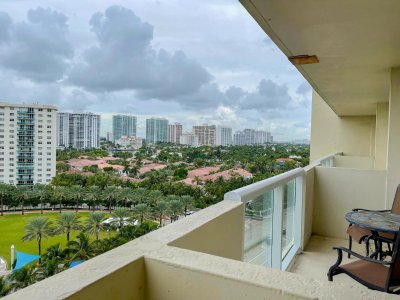Comprar apartamento no Aventura Beach Club 1034