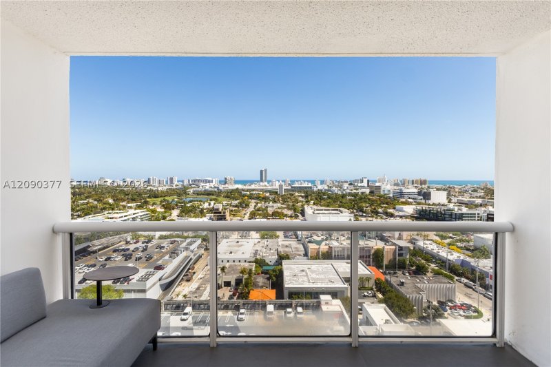 Comprar apartamento no Sunset Harbour South 2105