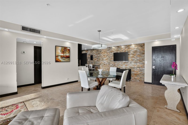 Condo for sale at Pavilion 1716