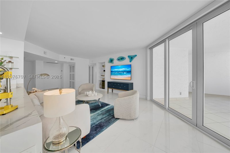 Comprar apartamento en Oceania 1 712