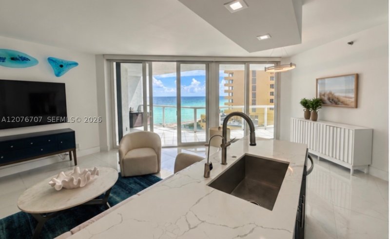 Comprar apartamento no Oceania 1 712